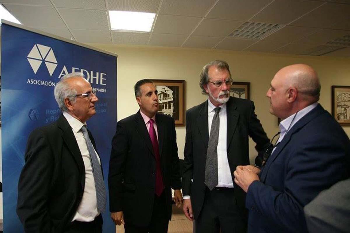 Uno de los principales objetivos que se pretenden conseguir es atraer al mejor talento joven investigador a nuestro país