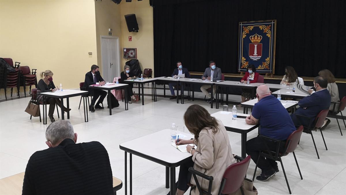 La asamblea se realizó para informar sobre las ayudas de Madrid a los autónomos y empresas