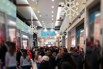Según la portavoz de Unidas Podemos-IU en Leganés, la entrada al centro comercial fue cerrada hasta en tres ocasiones