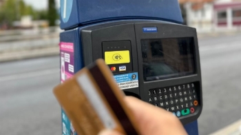 Residentes y visitantes podrán estacionar de forma gratuita en las zonas S.E.R. del municipio de 1 al 31 de agosto