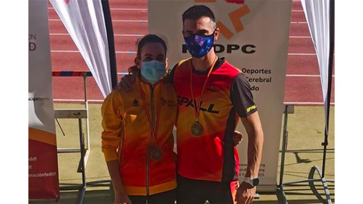 La atleta paralímpica de tan solo 19 años es la actual campeona del mundo de 100 metros lisos y tercera en 200 metros