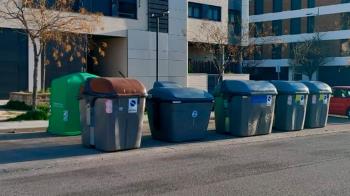 Los residuos depositados en estos contenedores se destinan al Complejo Medioambiental de Reciclaje "La Campiña", donde se transforman en compost de alta calidad