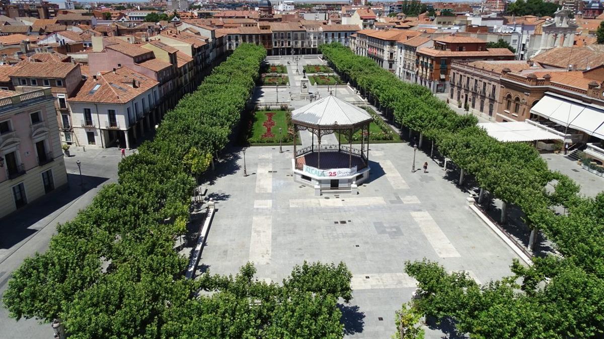 Universidad, industria y turismo sostienen empleo y servicios