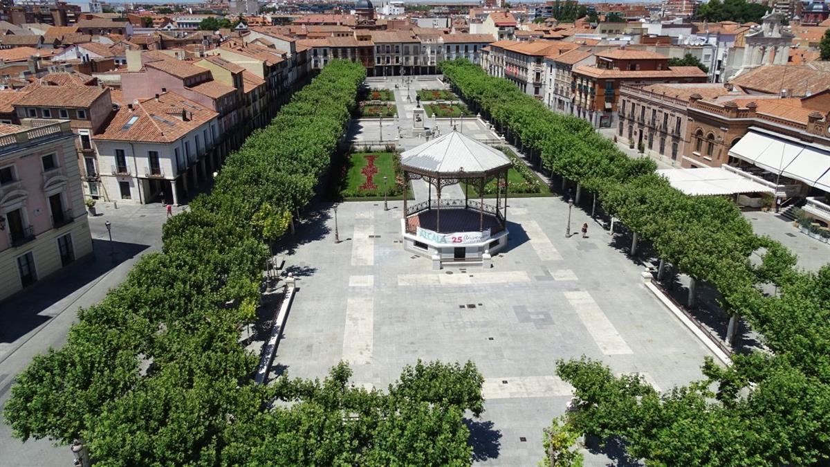 Universidad, industria y turismo sostienen empleo y servicios