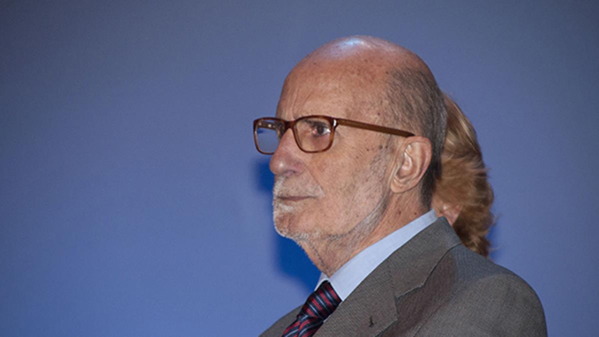 Asociaciones culturales y amigos del exalcalde ponen en marcha una web para homenajearlo