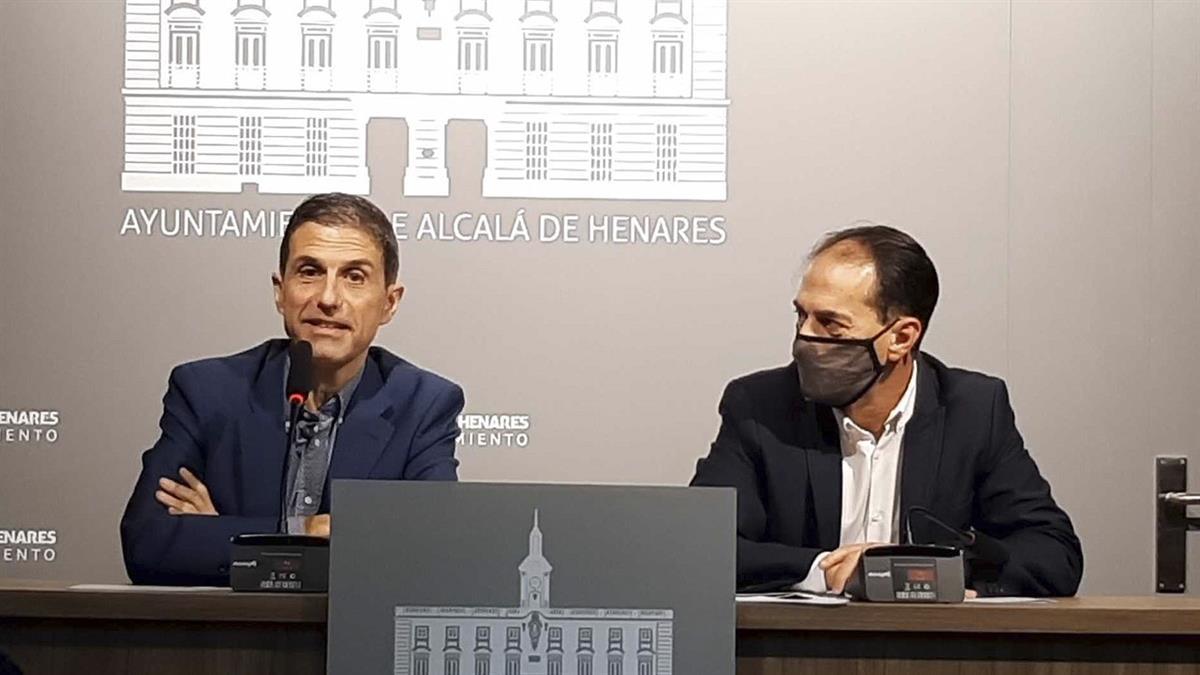 Javier Rodríguez Palacios parece mofarse de mi trabajo