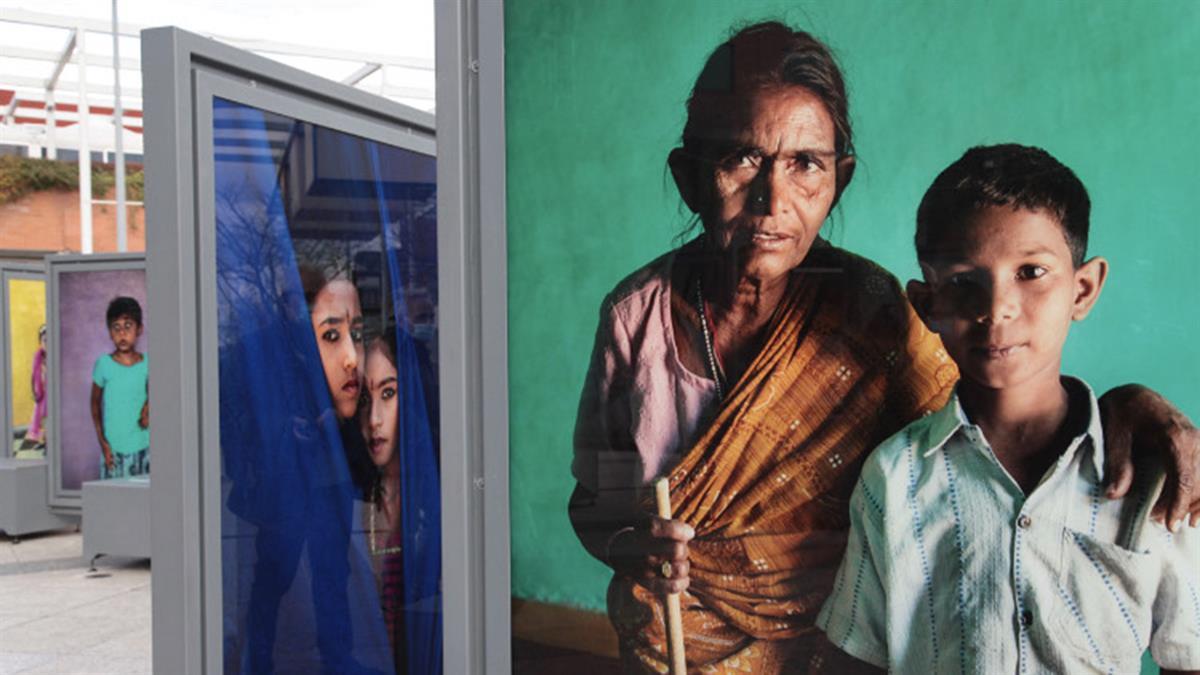 La exposición de Cristina García Rodero está formada por 40 fotografías