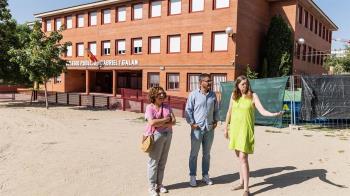El Ayuntamiento volverá a invertir en mejora y mantenimiento de los colegios