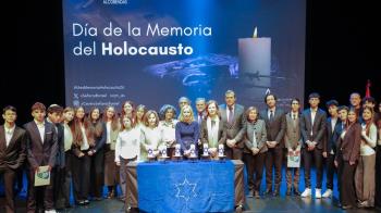 El acto contó con la participación de 300 estudiantes y el testimonio de una superviviente