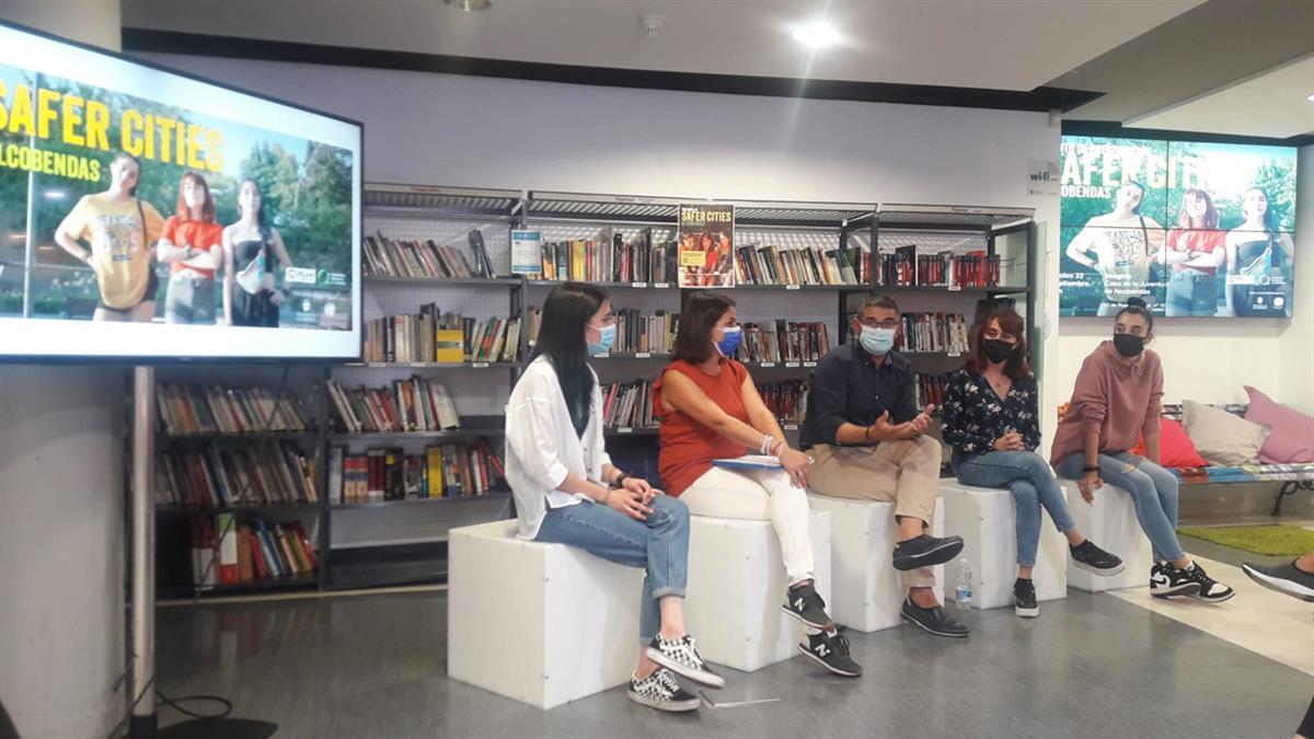 El objetivo es recoger las experiencias de las mujeres y niñas de Alcobendas para hacer que sea una ciudad más segura