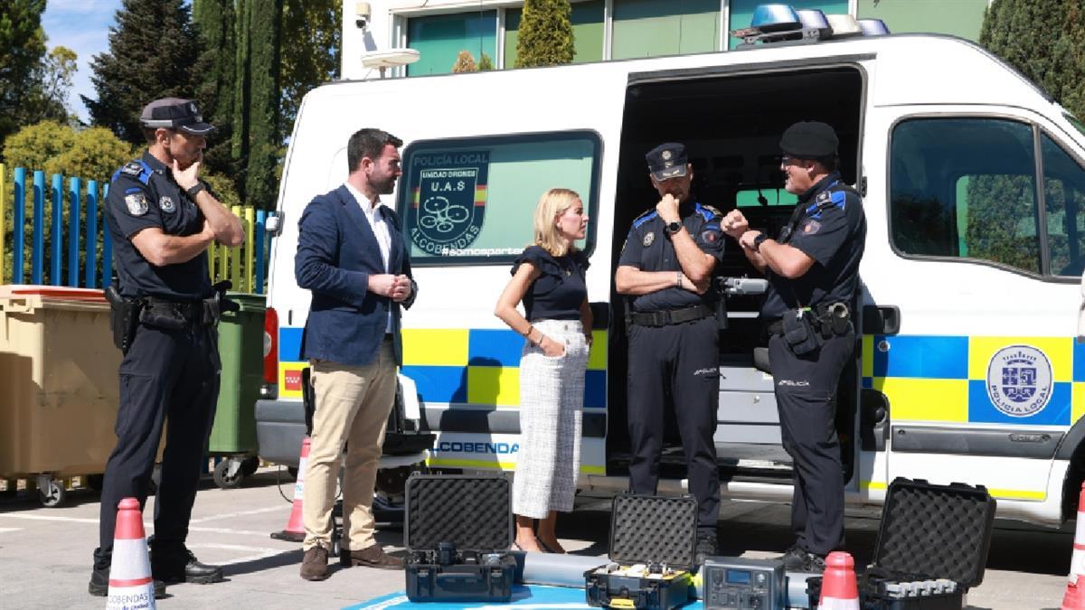 Alcobendas presenta los nuevos medios tecnológicos de Policía Local para blindar la seguridad de la ciudad y modernizar los trámites