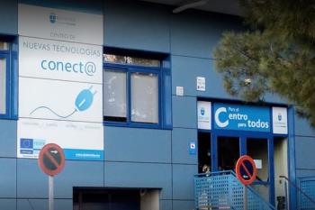 Lee toda la noticia 'Alcobendas vuelve a ofrecer un servicio de ordenadores e internet gratuito'