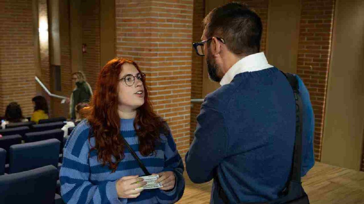 Se trata de un plan de accesibilidad dirigido a personas con discapacidad auditiva y visual