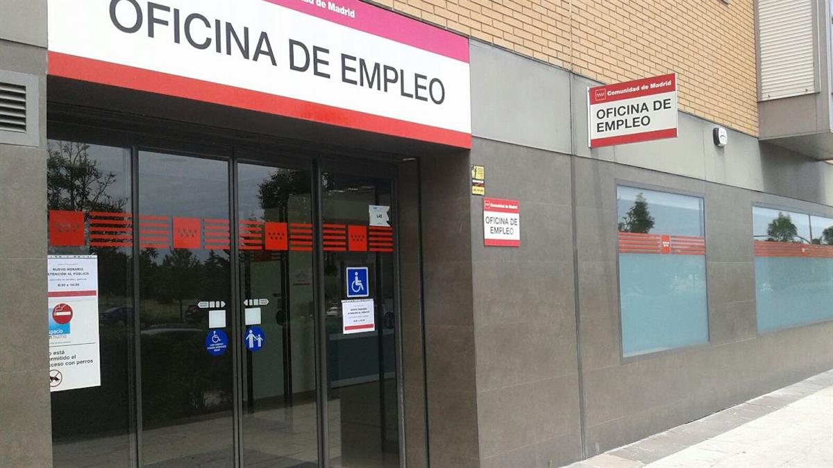 La ciudad reduce el desempleo hasta las 6.859 personas y mantiene la tasa de paro más baja entre las grandes localidades del sur de Madrid.