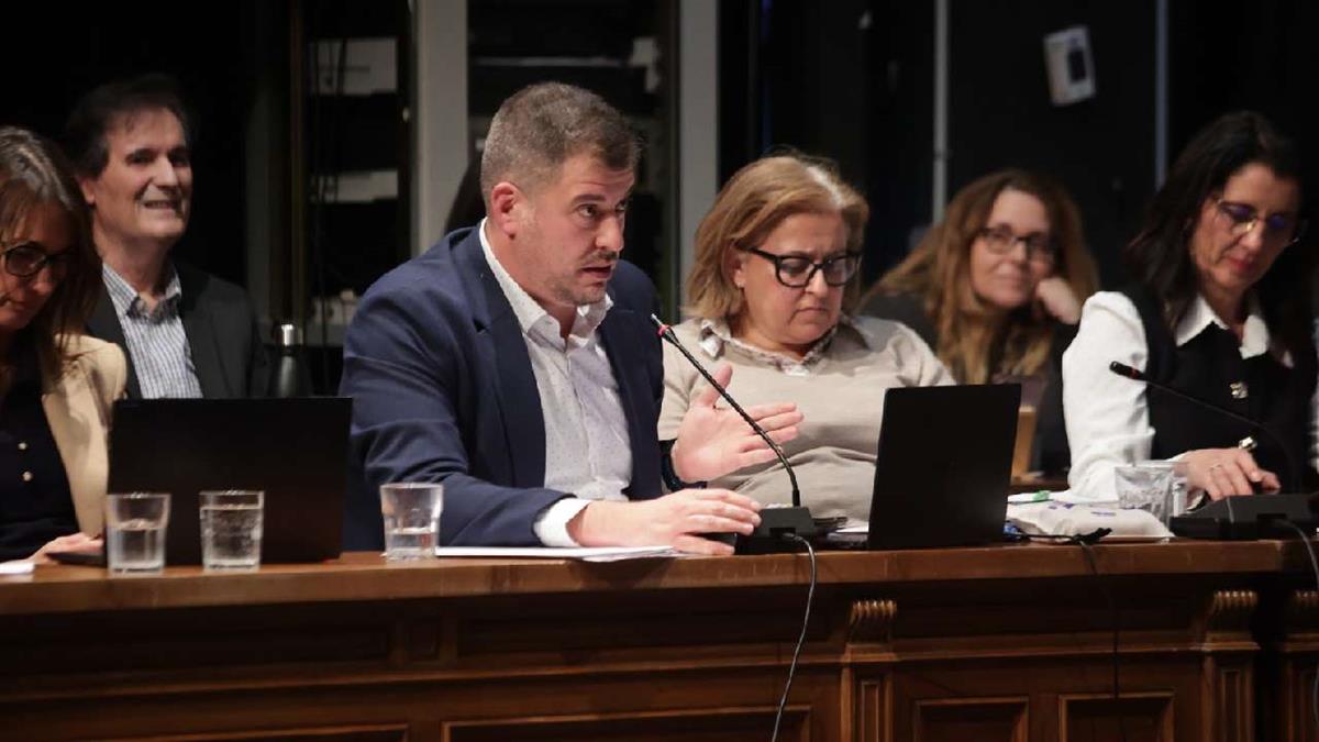 La alcaldesa, Candelaria Testa, asegura que se requiere "una intervención pública inmediata para topar los precios"