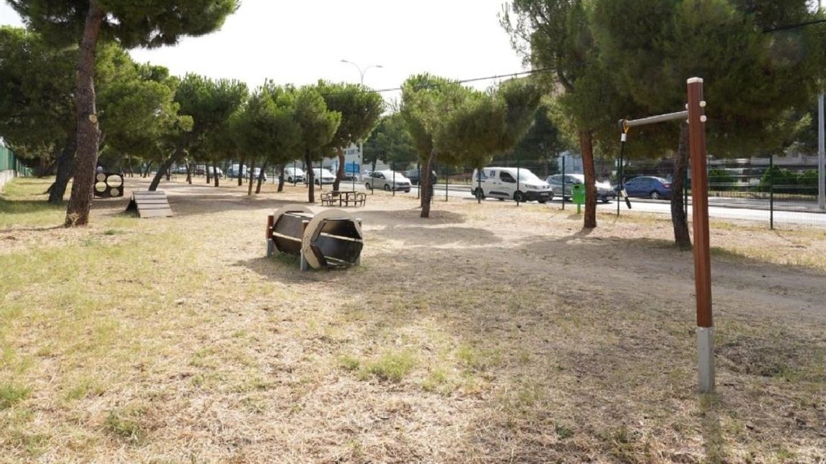 La ciudad renueva más de 13.000 m2 de áreas caninas y avanza en la creación de cuatro nuevas zonas
