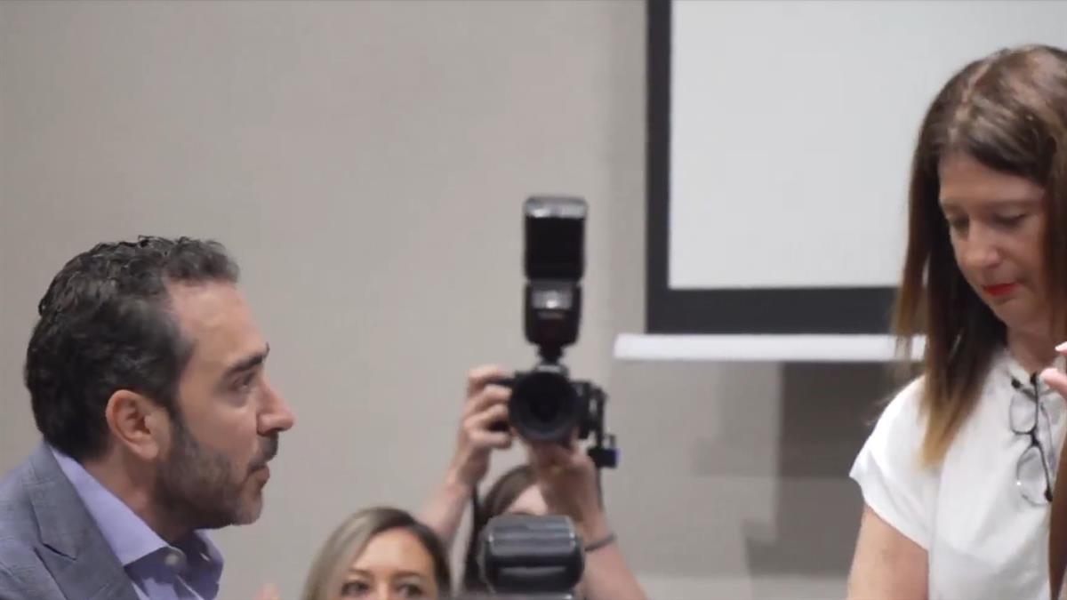 El empresario asegura que se "está riendo de todos los españoles"