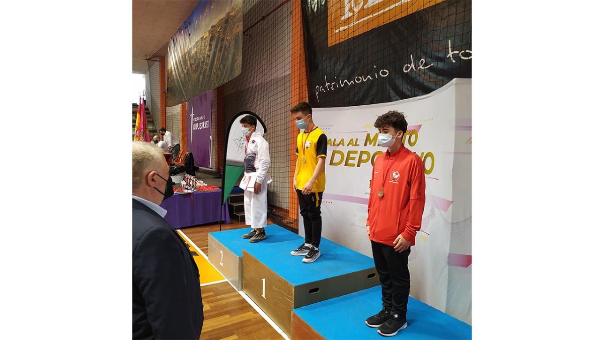 Fue el único club de Alcalá de Henares compitiendo en el trofeo que contaba con 850 karatecas provenientes de 80 clubes de todo el territorio nacional