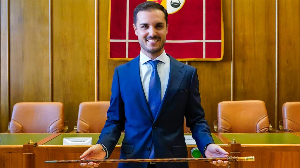 El alcalde duplica las Tenencias que anunció al inicio del mandato