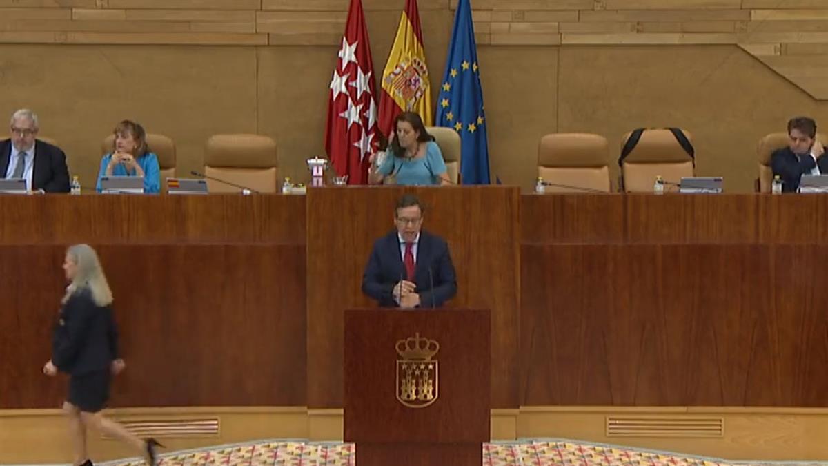 "Han tratado de acabar por tierra y aire con una mujer por no poder abatirla en las urnas"