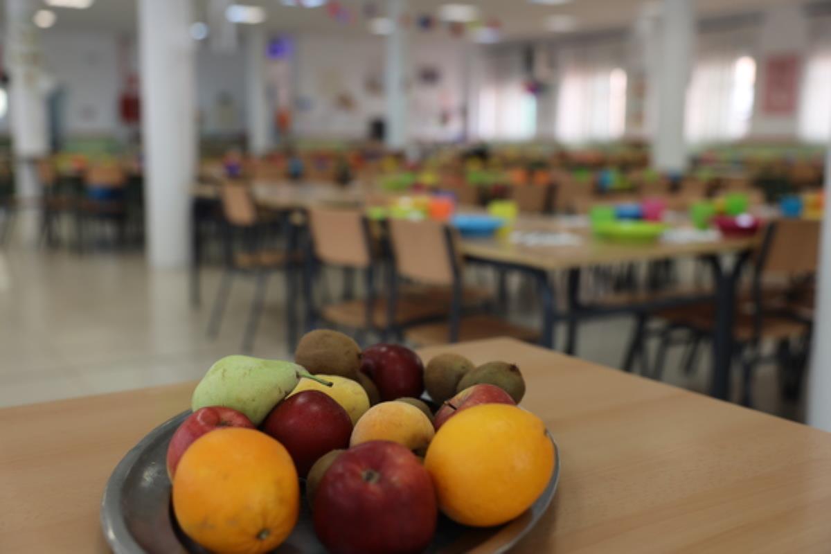 El consistorio está entregando los productos que sobraron a Cruz Roja y San Ricardo Pampuri