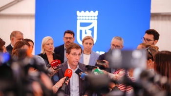 El alcalde de Madrid denuncia el "secuestro de la voz del pueblo" y exige que los ciudadanos decidan en las urnas