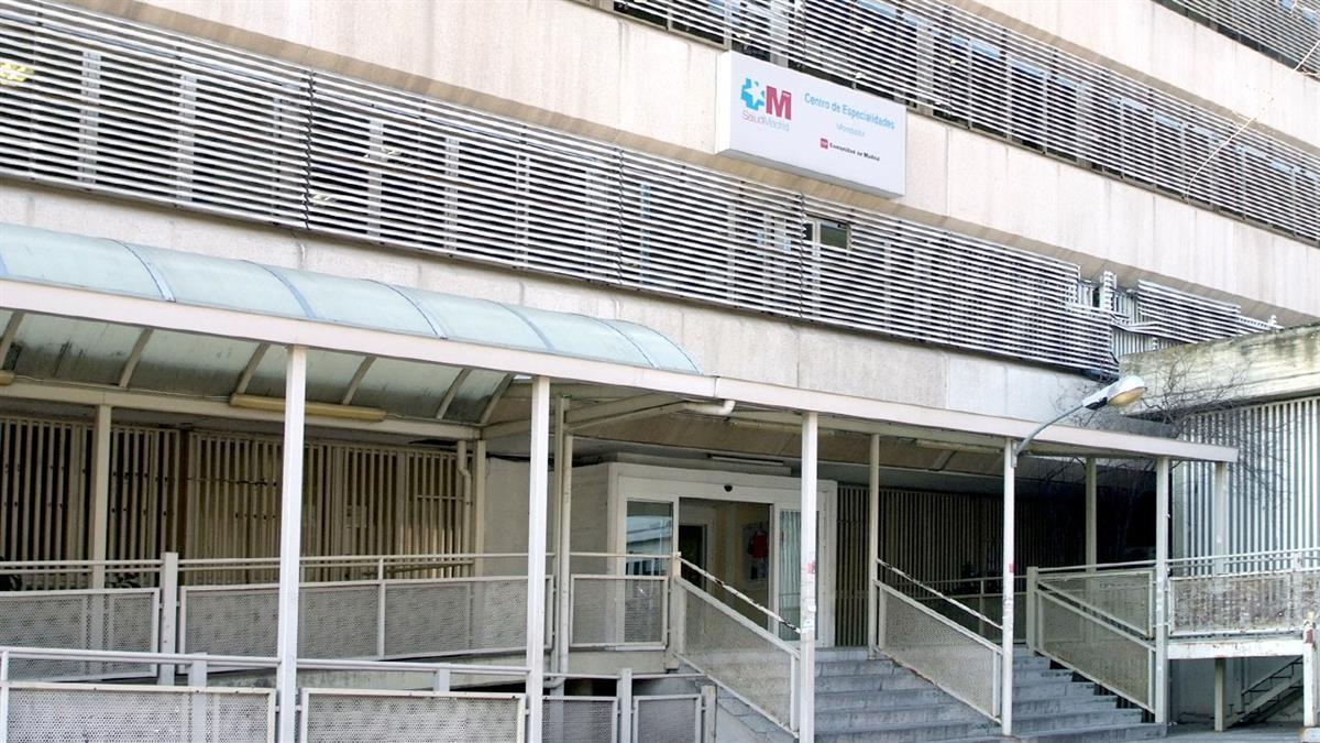 El partido ha creado la campaña "Mejoramos Moratalaz barrio a barrio"