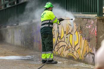 El edil promete aumentar el número y la dureza de las multas