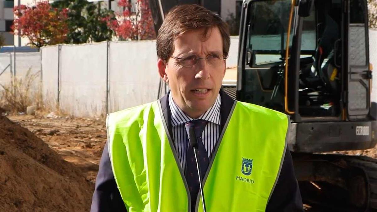 El alcalde cree que asumen los “postulados ideológicos de la izquierda” en la ciudad de Madrid