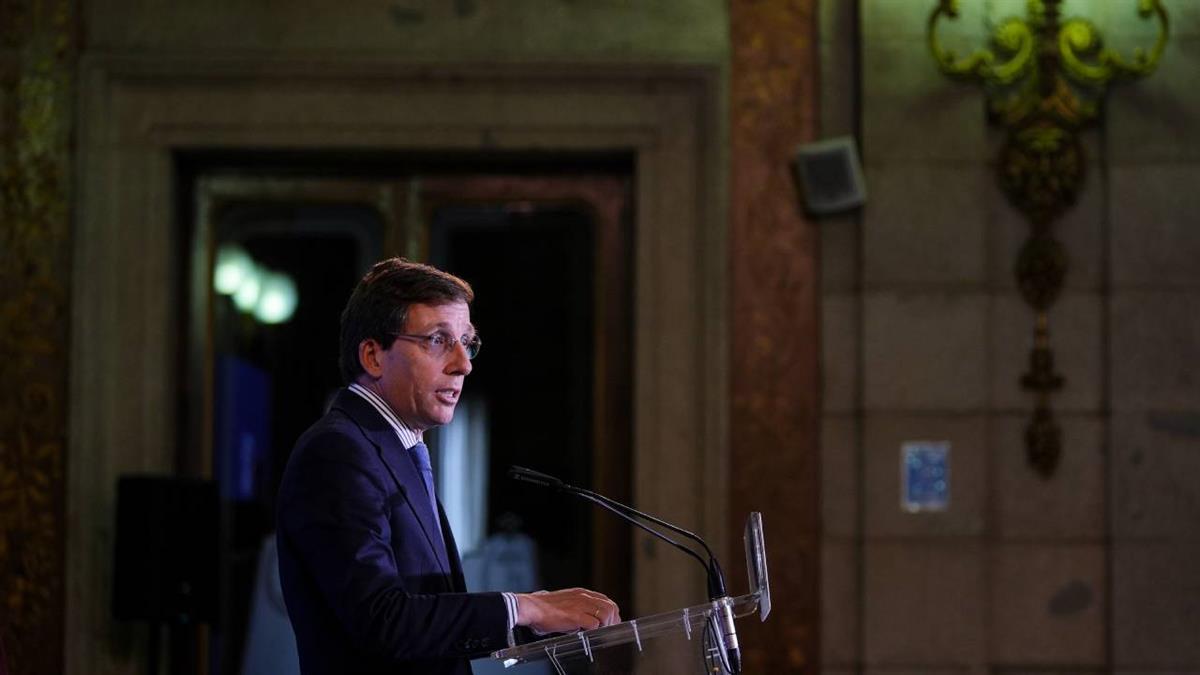 El alcalde recuerda que los promotores del proyecto "ganaron la sentencia"