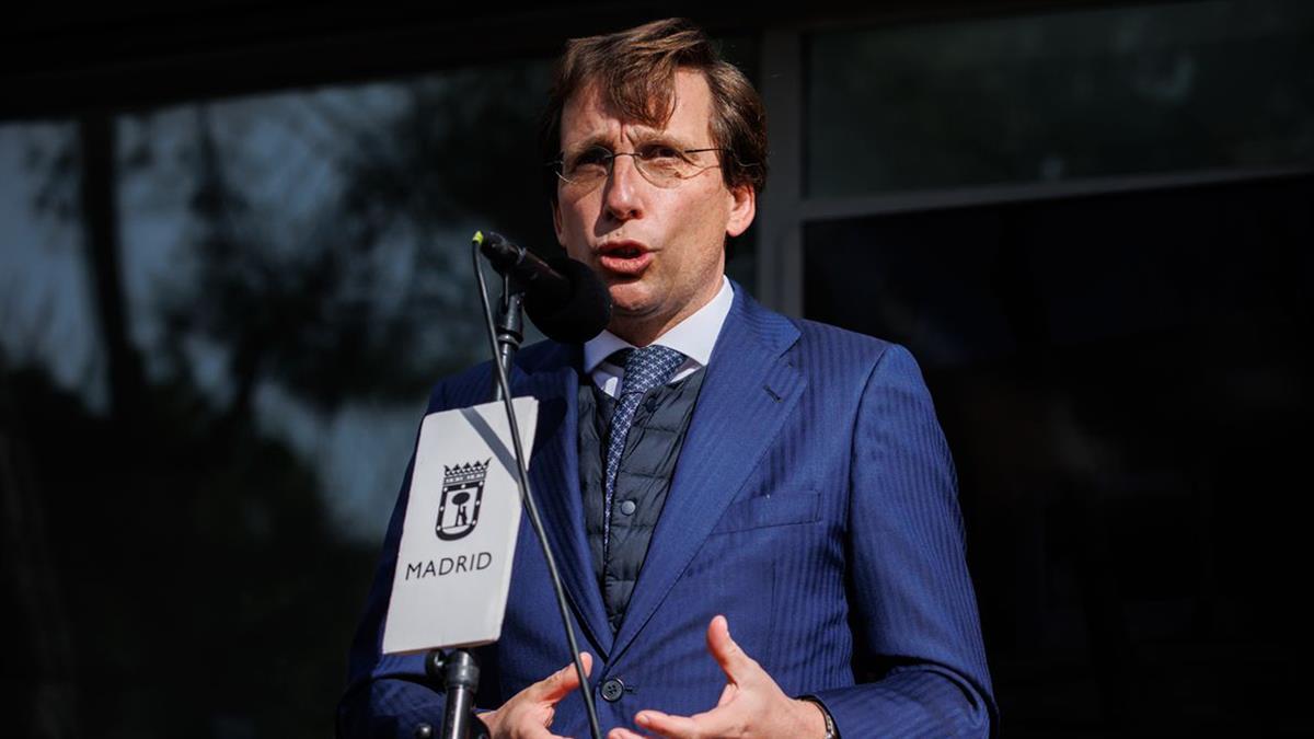 Lo que sí que ha confirmado es que desde el Ayuntamiento se ha investigado a un trabajador de la EMVS y al detective que habría espiado a Ayuso