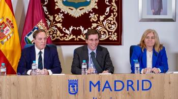 El alcalde de Madrid critica la “falta de valentía” de la oposición