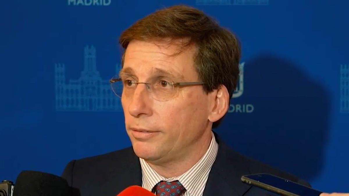 El alcalde de Madrid asegura que en el PP no hay “Salazares, Ábalos o Errejones”