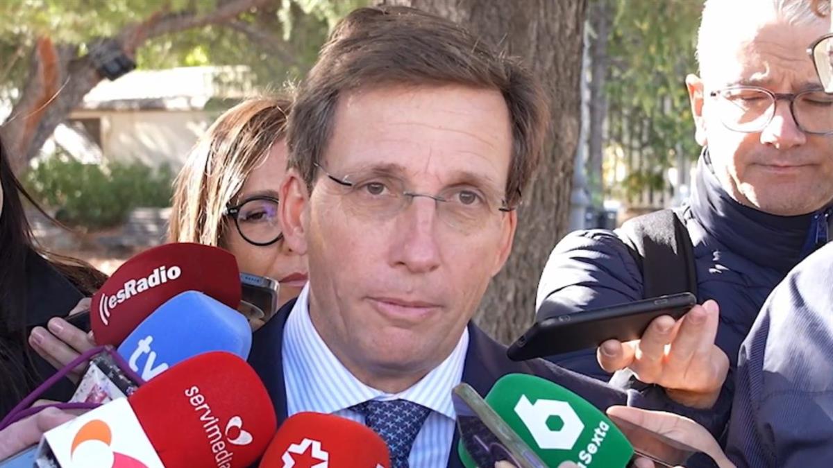 Tras las últimas novedades, el alcalde de la capital acusa al presidente de ser "el centro de una trama delictiva"