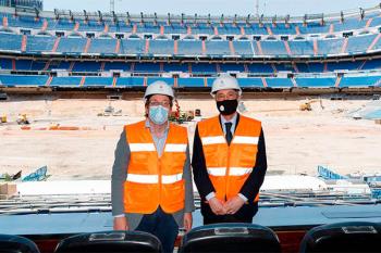 El presidente del Real Madrid le proporcionó todos los detalles acerca de la voluminosa obra que finalizará en septiembre 