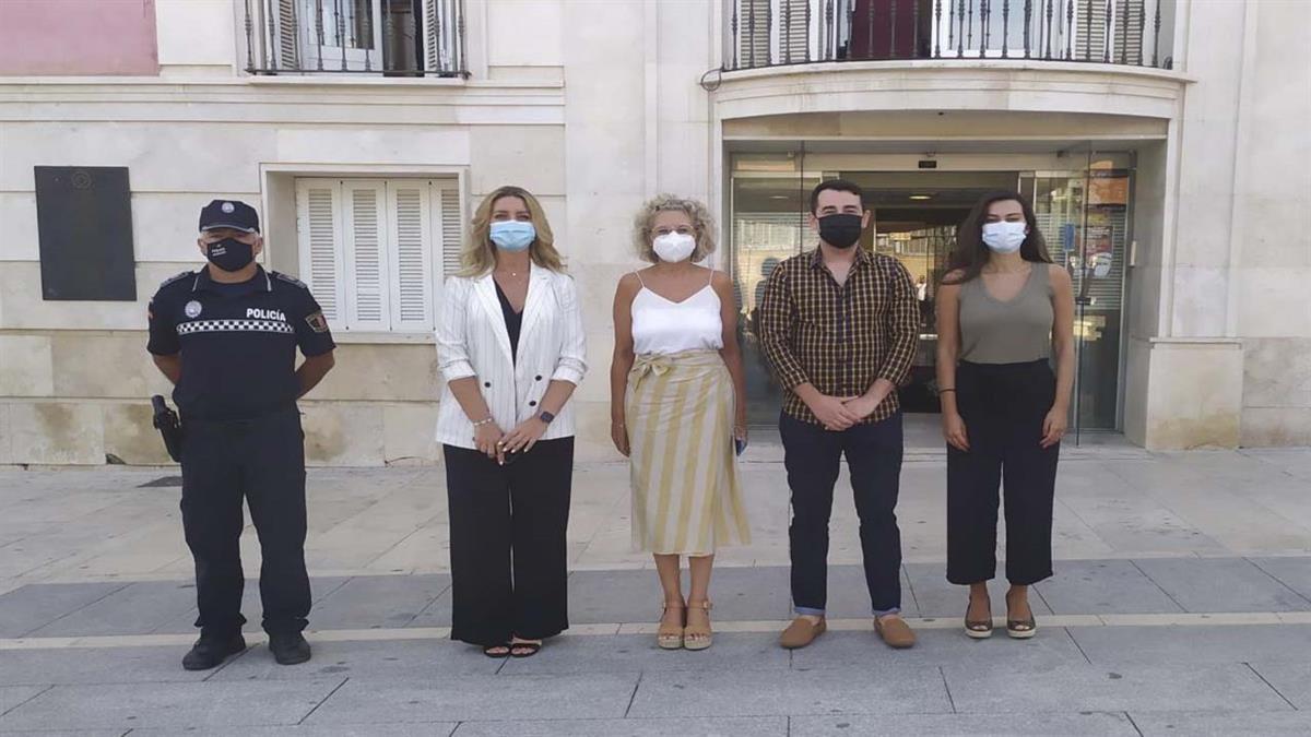 La alcaldesa se ha reunido con el vicepresidente de la Asociación de Comerciantes Ambulantes de Madrid 