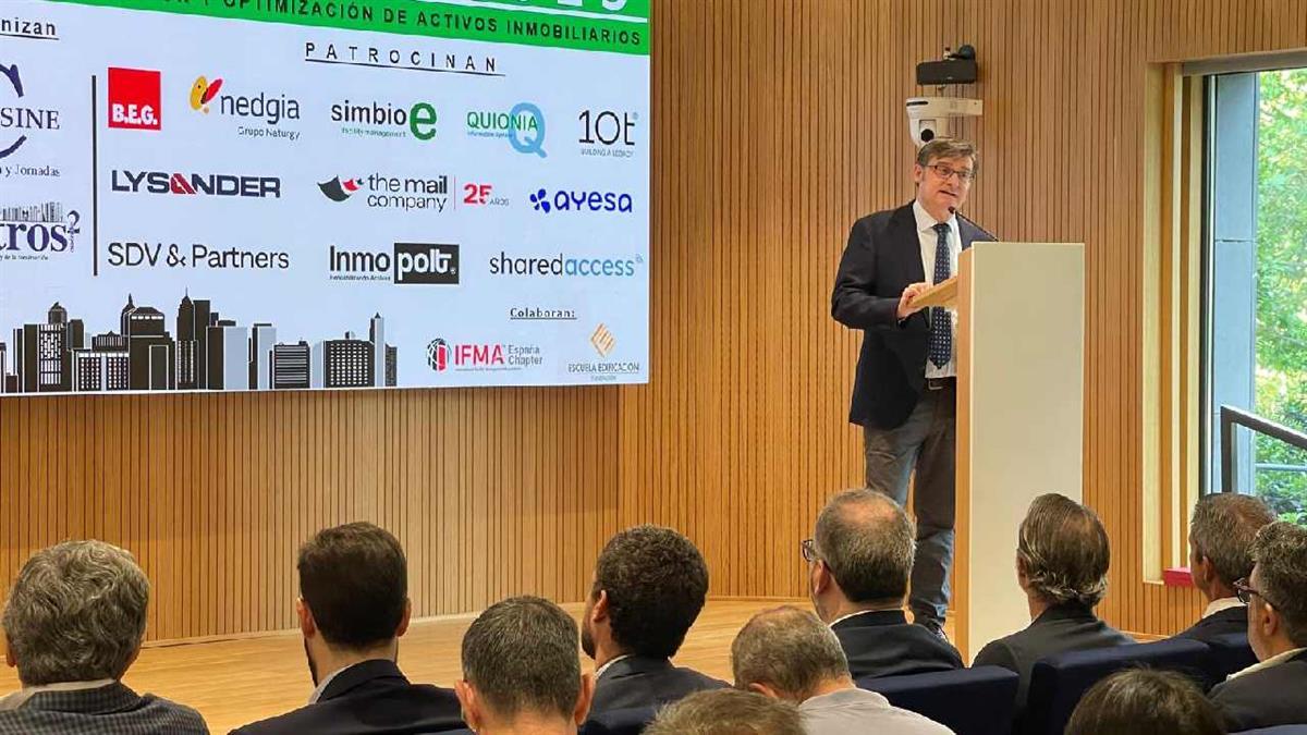 El delegado de Políticas de Vivienda defiende la colaboración público-privada