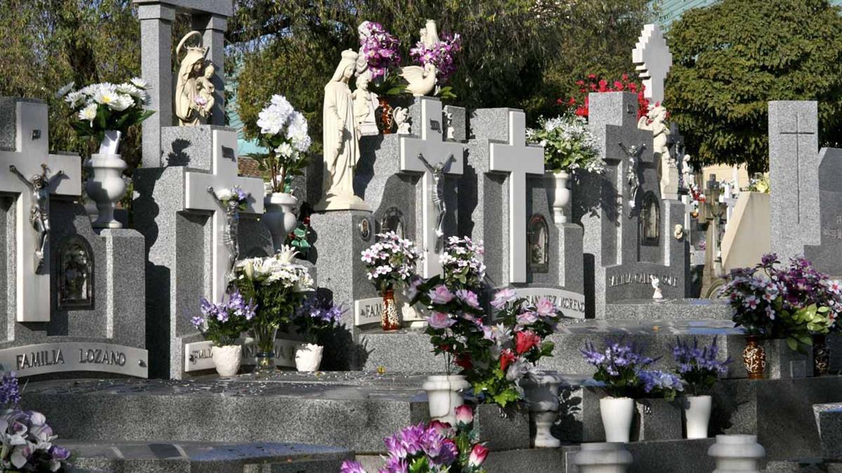 El Camposanto permanecerá abierto de manera ininterrumpida hasta el 1 de noviembre