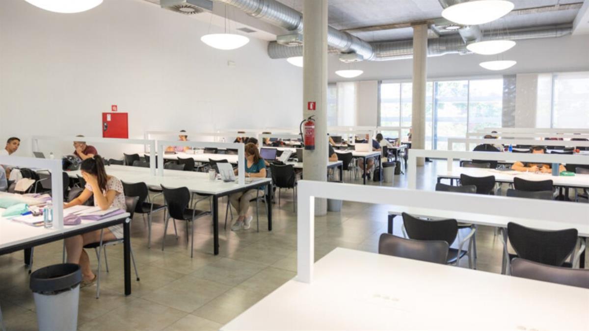 La sala de estudio y la general permanecerán abiertas durante más tiempo