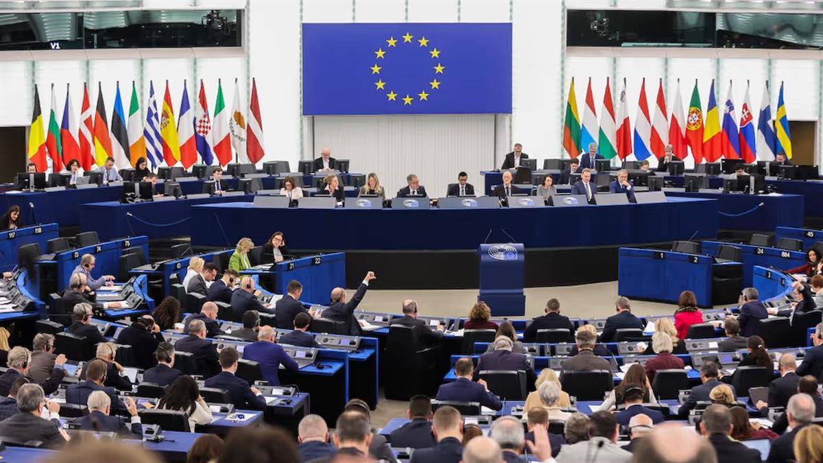 El Parlamento Europeo pide al Tribunal de Justicia de la UE un dictamen sobre la legalidad del mismo que podría retrasar todo hasta dos años