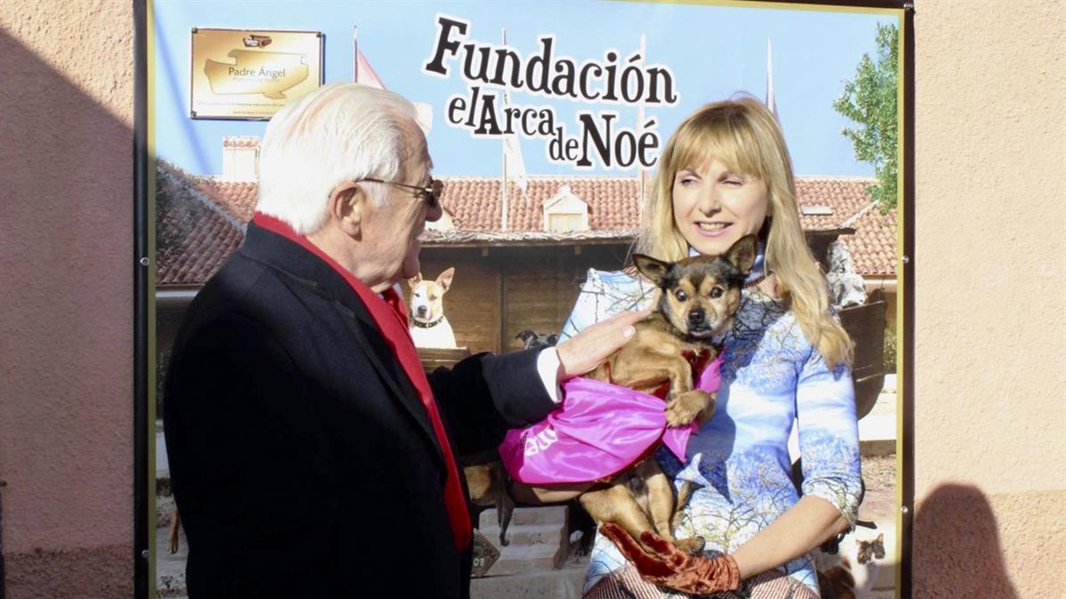 El Padre Ángel será el encargado de su bendición