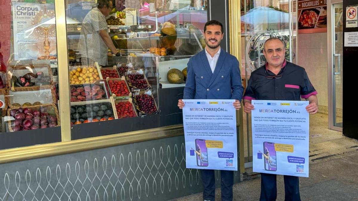 Los vecinos pueden hacer sus compras mediante la plataforma online 'Mercatorrejón'