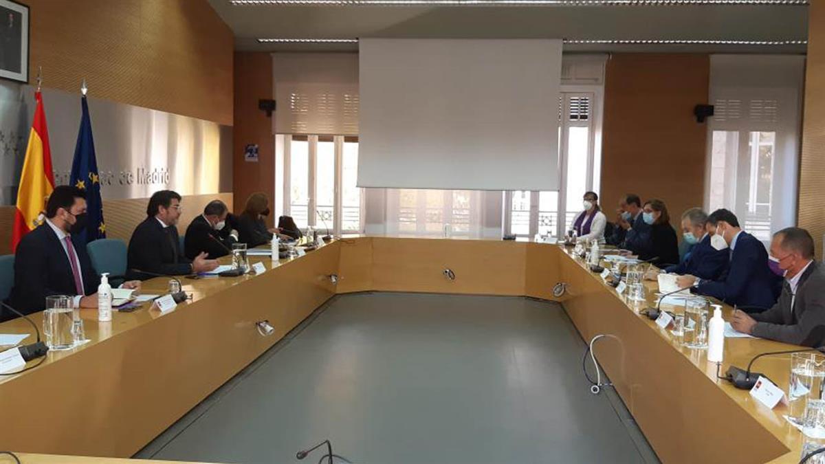 El Gobierno madrileño aumentará las ayudas para la obtención del Certificado de Aptitud Profesional en esta área