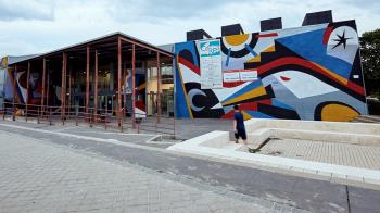 Clases de iniciación en este idioma los lunes y miércoles 