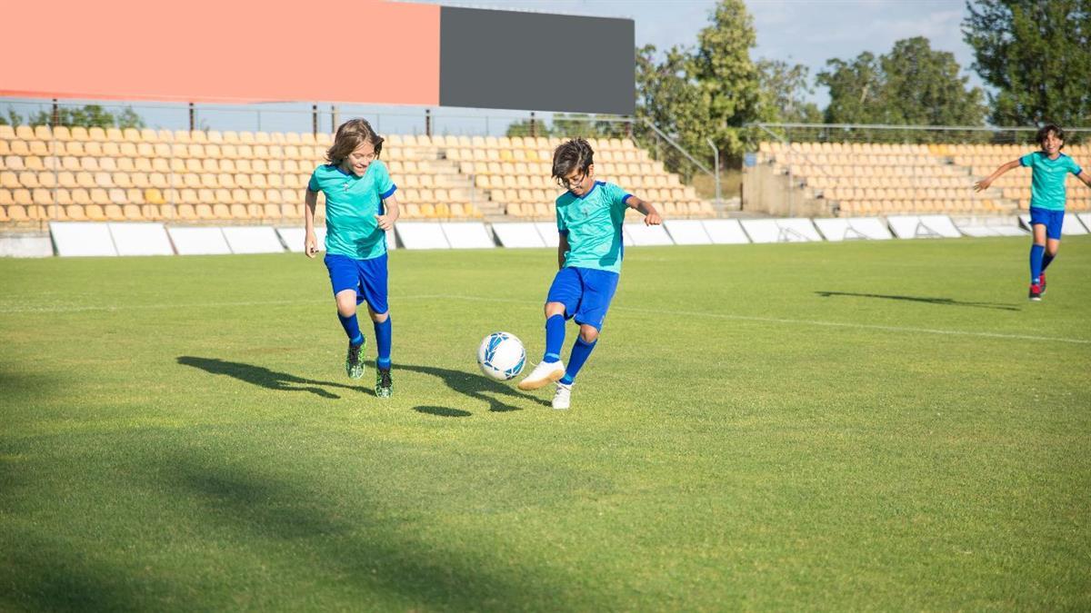 Los socialistas ponen en valor el potente tejido industrial comercial de la ciudad y la gran variedad de clubes deportivos para generar sinergias