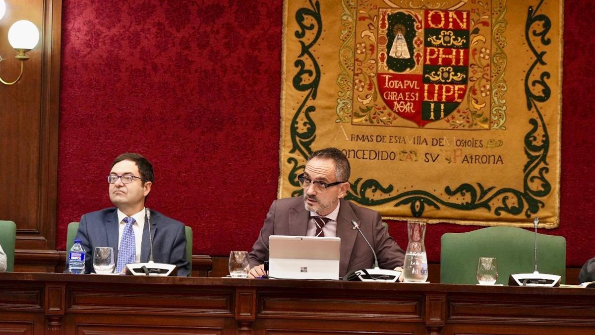 El pleno municipal aprueba las nuevas ordenanzas fiscales para 2026 con el voto en contra de PSOE, Más Madrid y Grupo Mixto