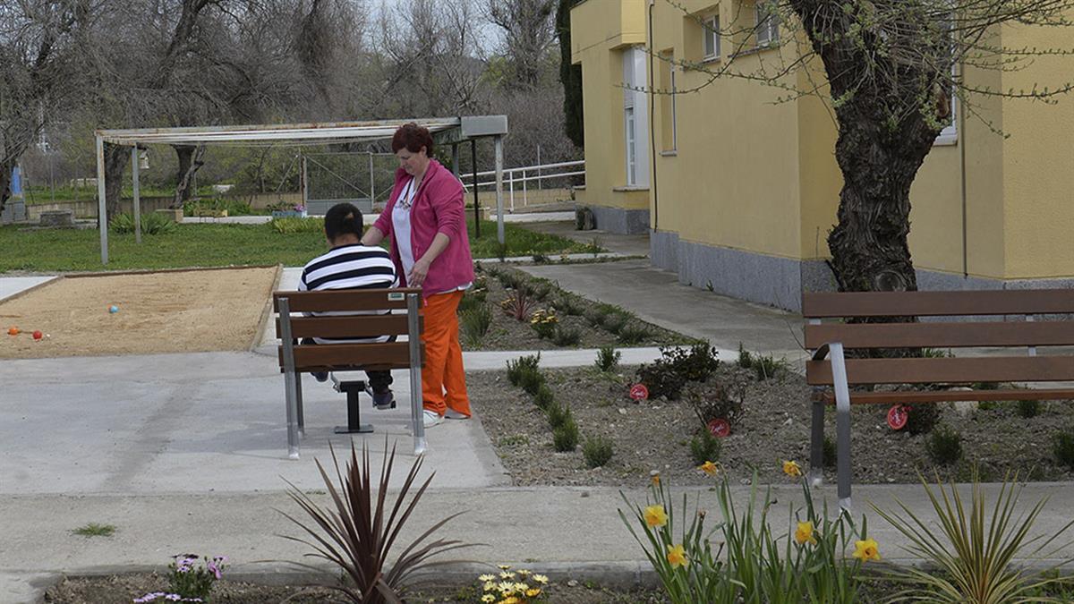 Se trata del suministro de gas a edificios públicos y el servicio de catering de dos centros