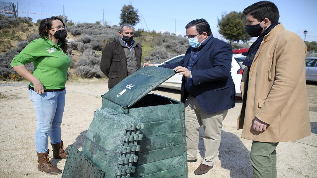Los vecinos de urbanizaciones históricas podrán realizar un curso de instrucción sobre su uso en el Aula Medioambiental para comenzar su disfrute