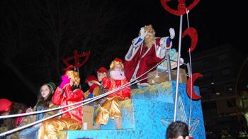 Los peques podrán ir dentro de las carrozas o en el Chiquitren, según su edad