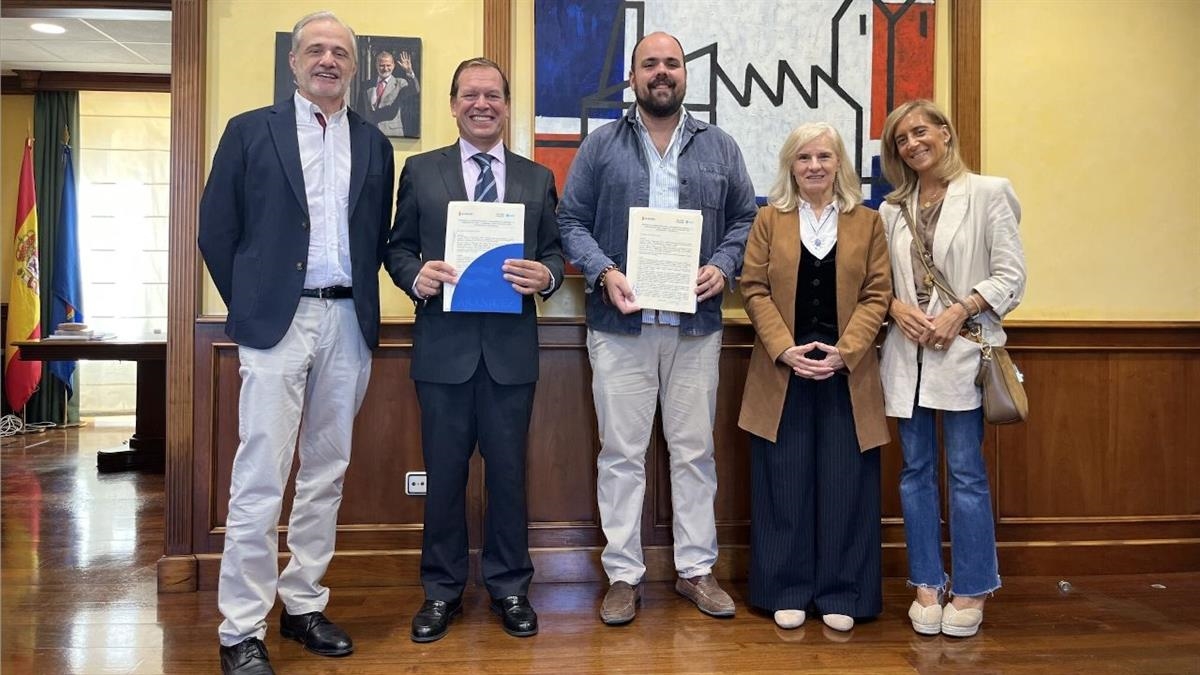 El Ayuntamiento y FASE Fundación ponen en marcha un programa para atender a un centenar de jóvenes con sesiones individuales y actividades de apoyo a las familias